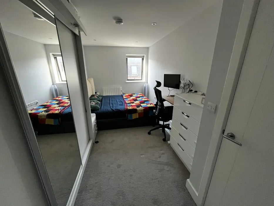 2 bedroom apartment