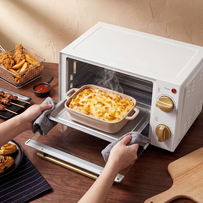 Mini Oven 9L Countertop Toaster Oven with Timer Control 750W White