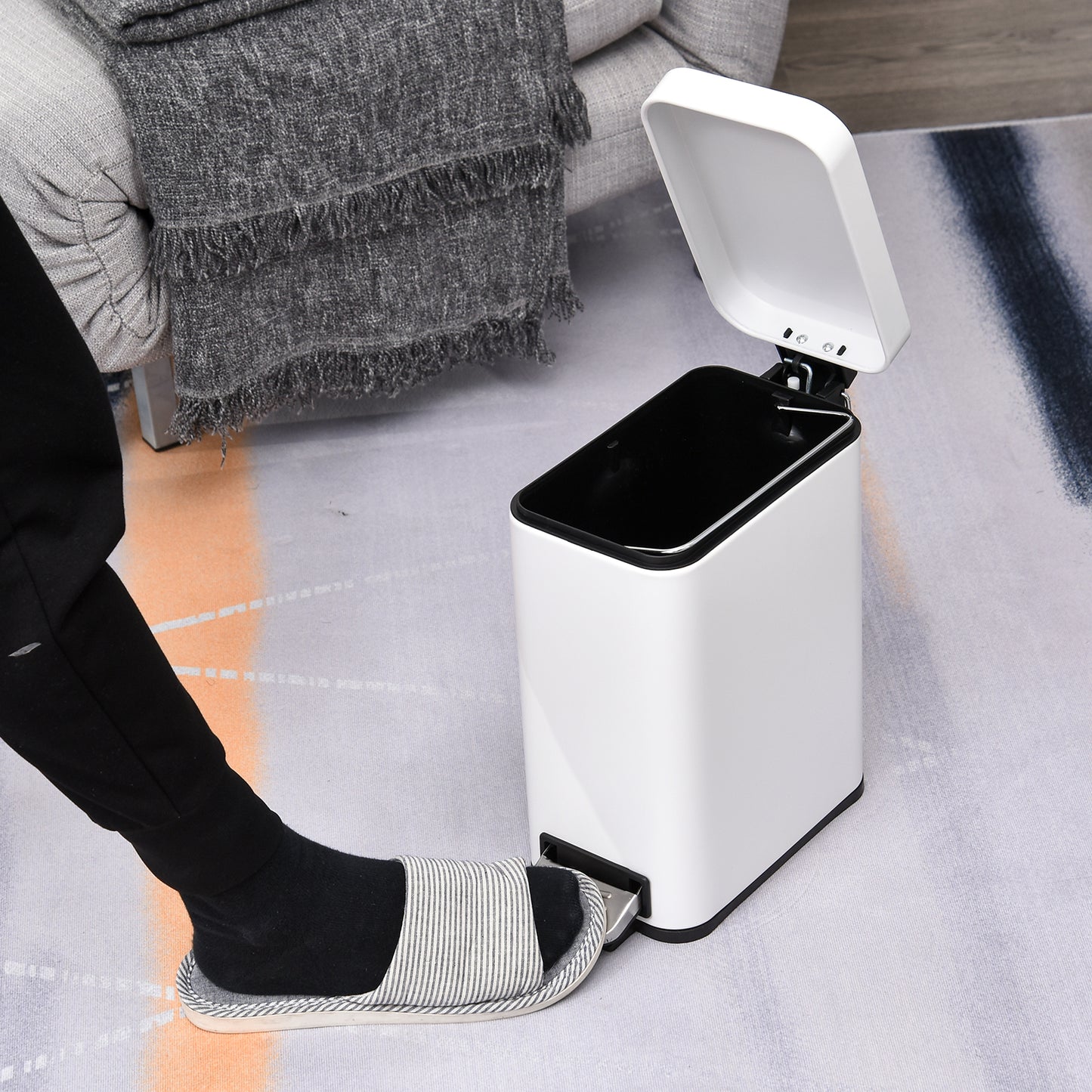 5L Compact Bin With Quiet-Close Pedal Lid