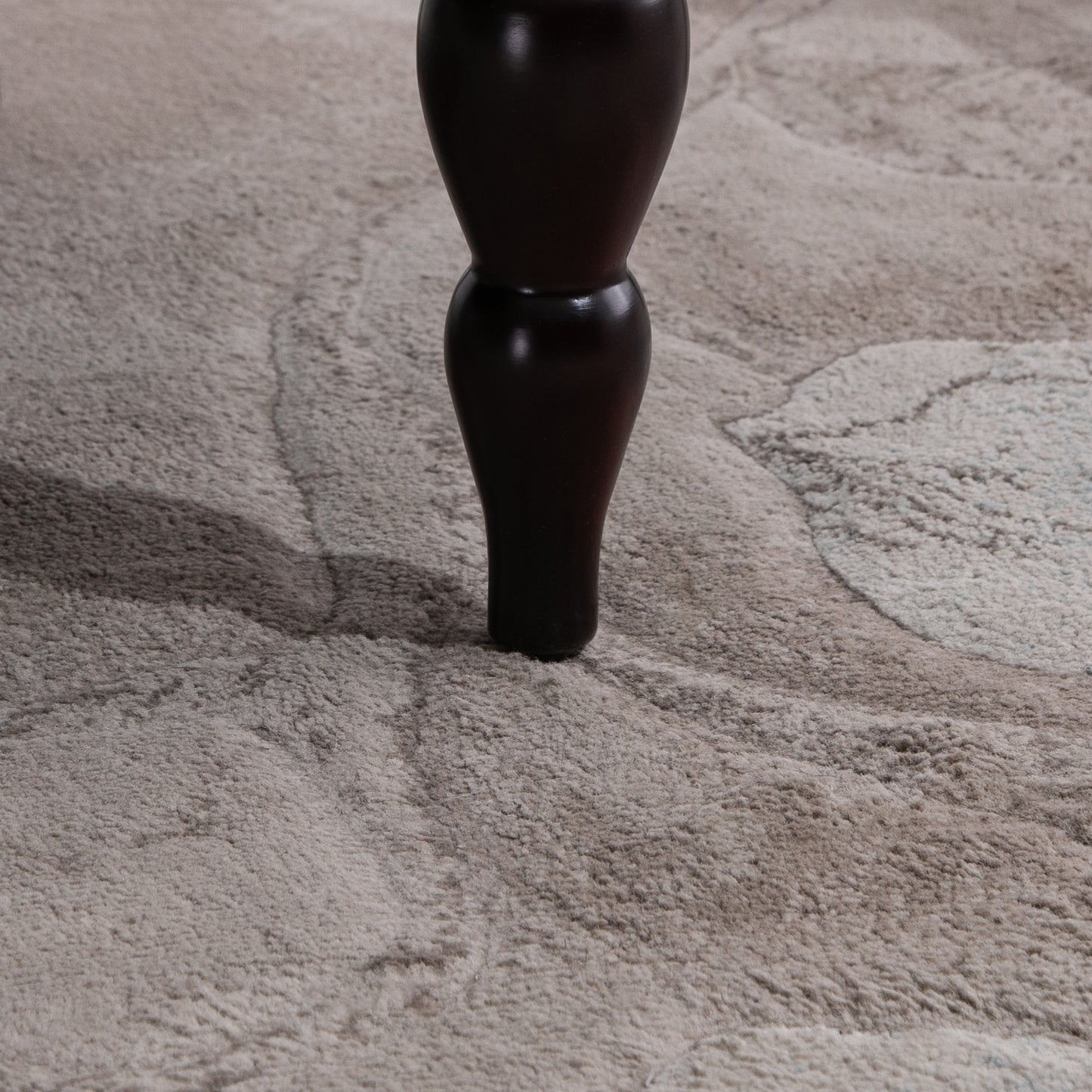 2 Seat Sofa Lounger Couch with Wood Frame Button Tufts Carved Legs Vintage Design Compact Home Bedroom Loveseat Grey