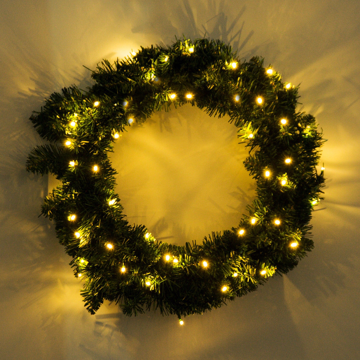 Pre-lit Christmas Wreath with 50 Warm White LED Ideal Xmas Artificial Door Decoration