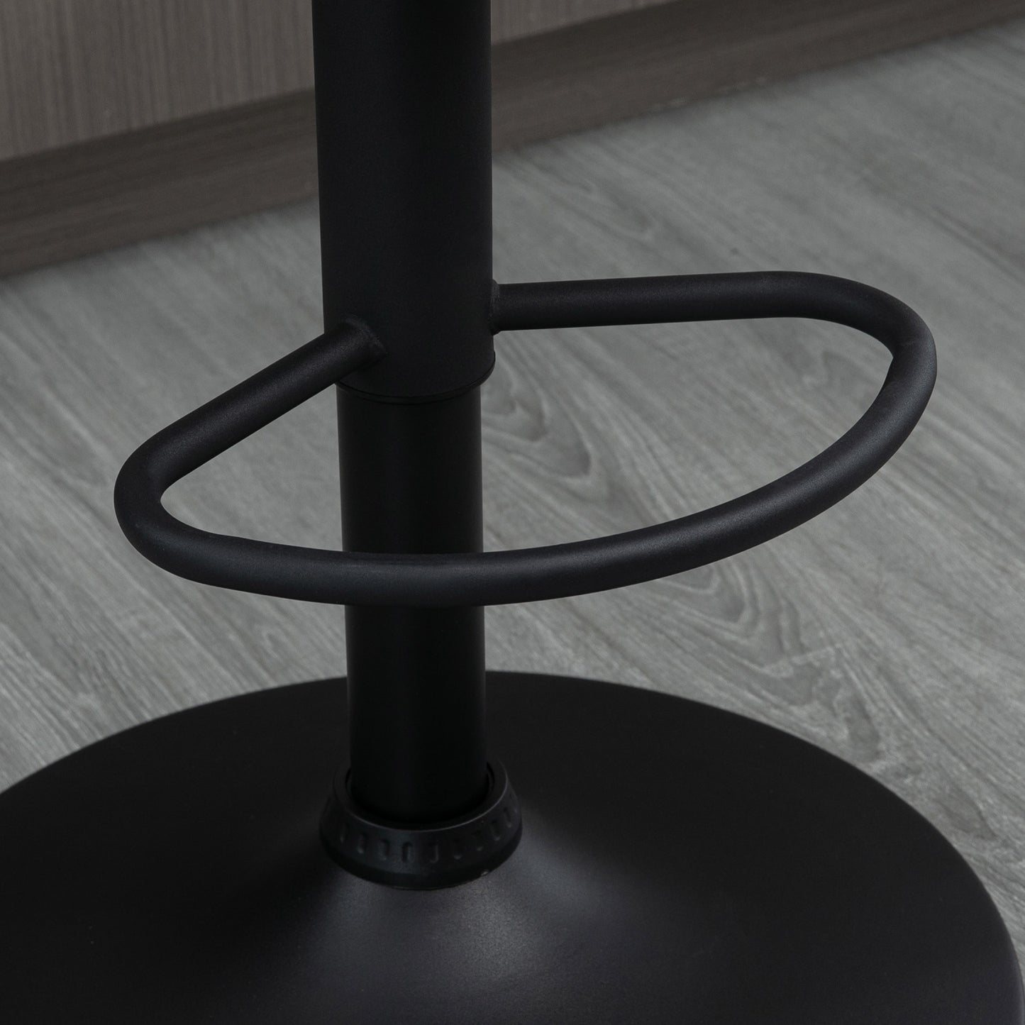 Barstool